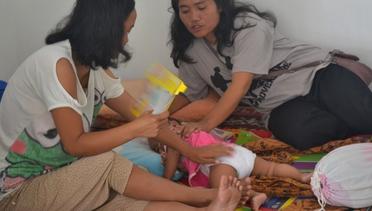 Bantuan Mengalir untuk Ratusan Pengungsi Banjir Sidareja yang Mulai Terserang Penyakit