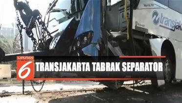 Bus Transjakarta Tabrak Separator di Slipi - Liputan 6 Siang