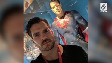 Henry Cavill Berhenti jadi Superman, Kenapa?