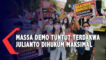 Massa Demo Pengadilan Tuntut Terdakwa JE Dihukum Maksimal