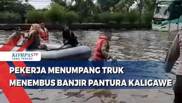 Banjir Belum Surut, Pekerja Menumpang Truk untuk Menembus Banjir Pantura Kaligawe