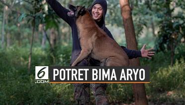 Potret Bima Aryo Bersama Anjing Peliharaanya