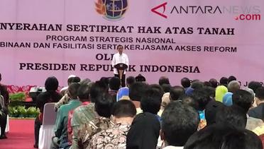 Presiden Jokowi bagikan sertifikat tanah pada masyarakat Kaltim-Kaltara