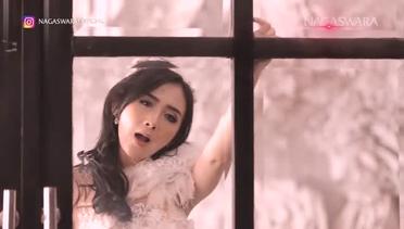 Ucie Sucita - Cinta Tak Terbatas Waktu (Official Music Video NAGASWARA) #music