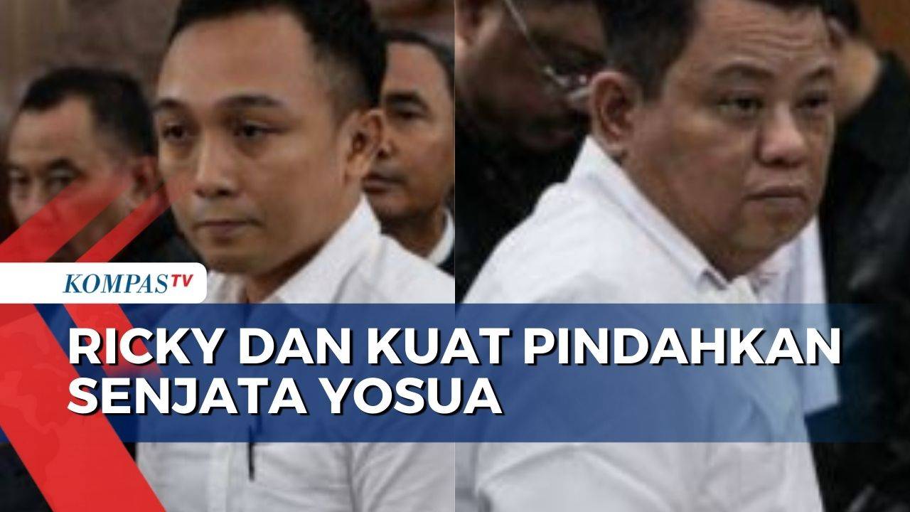 Dalam Sidang Tuntutannya, Ricky Rizal dan Kuat Maruf Pindahkan Senjata ...