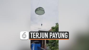 Heboh Video Penerjun Payung Jatuh di Rumah Warga