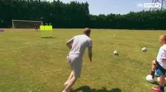 David Beckham - free kick tutorial