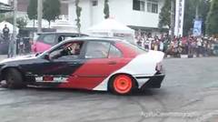 wow .. incredible,[Pick Up Nge-Drift ] the car driver pick up briskly past the twisting track 