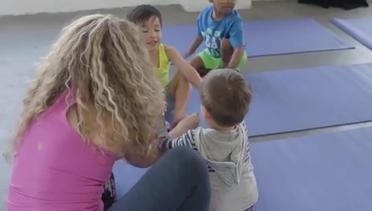 Ep 33 - Rosita and Elmo Teach Yoga