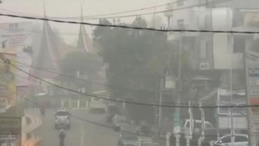 Kabut Asap Pekat Ganggu Aktivitas Sekolah di Sumatera Barat