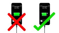 10 Kesalahan Paling Fatal Saat Charge Baterai Smartphone, Nomer 2 Sering Banget Dilakukan
