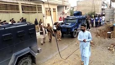 Pakistani Security Forces Raid Militant Hideout In Peshawar