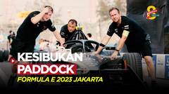 Hiruk Pikuk Mekanik di Paddock Saat Latihan Bebas Pertama Formula E 2023 Jakarta