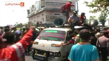 Demo Becak Motor Ricuh Dihadang Polisi
