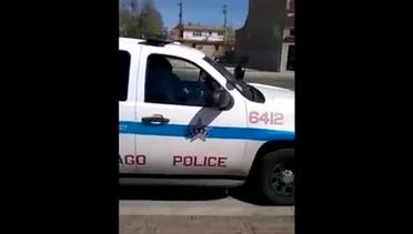 Polisi Mengantuk Kedapatan Tertidur Dalam Mobil Dinas