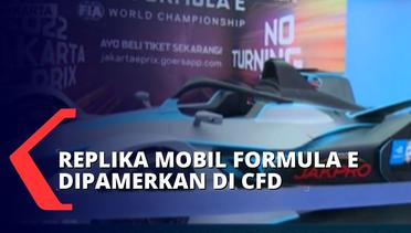 Pameran Replika Mobil Balap Formula E di Bundaran HI, Pengunjung CFD Serbu Lokasi!