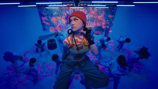 Neona - Click - Official Music Video