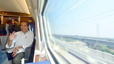 Presiden Jokowi Ajak Penggiat Seni dan Wartawan Jajal Kereta Cepat, 13 September 2023