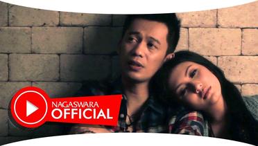 Saleena Band - Kuta Sahita ( Ku Tak Sanggup Hidup Tanpamu ) - Official Music Video NAGASWARA