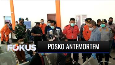 Keluarga Korban Sriwijaya Air Terus Datangi Crisis Center Bandara Supadio | Fokus
