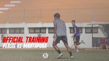 Official Training: Persis vs Martapura