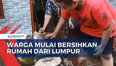 Banjir Surut, Warga Probolinggo Mulai Bersihkan Rumah dari Lumpur