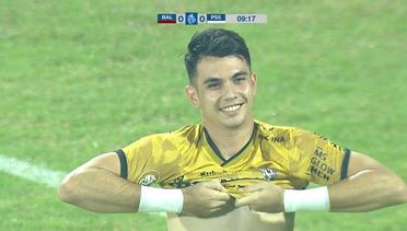 Nadeo Winata (Bali United) Diminta Lepas Daleman di Tengah Pertandingan, Ada Apa? | BRI Liga 1