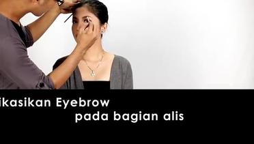 Make Up Ala Sigi Wimala (Natural)