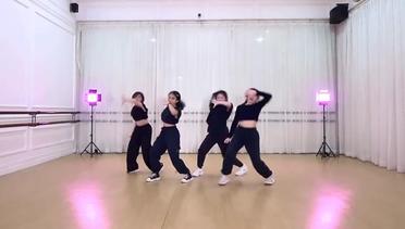 K-POP COVER DANCE CLASS INDONESIA