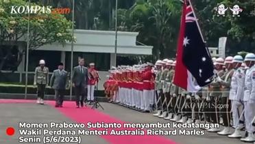 Momen Prabowo Sambut dan Ajak Wakil Perdana Menteri Australia Tinjau Pasukan TNI