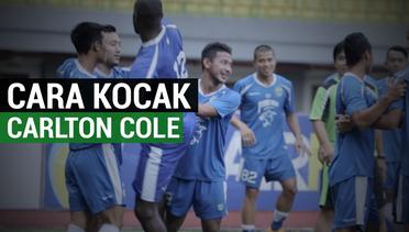 Cara Kocak Carlton Cole Singkirkan Pemain Muda Persib