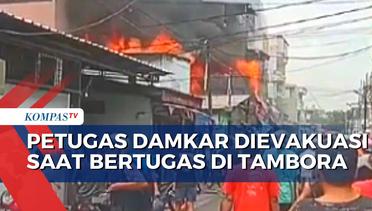 Petugas Damkar Alami Luka Bakar saat Bertugas Padamkan Kebakaran Rumah dan Toko di Tambora