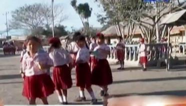 VIDEO: Sekolah Penuh dengan Abu Vulkanik, Siswa Ini Tetap Belajar
