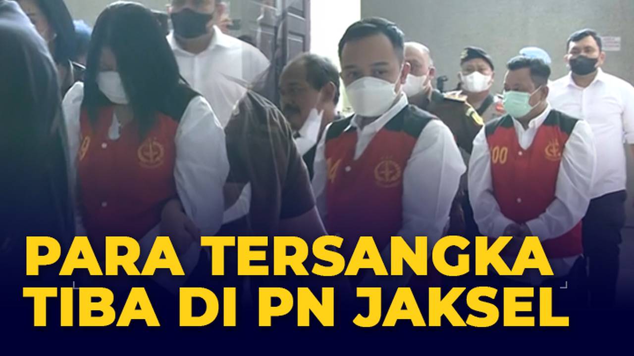 Penampakan Putri Candrawathi, Rizky Rizal dan Kuat Maruf Tiba di PN ...