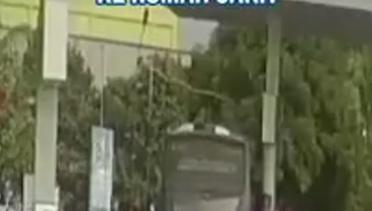 Petugas SPBU Tewas Usai Ditabrak Bus yang Hendak Isi BBM di Ogan Ilir