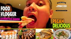 LAURENTIUS RANDO Food Vlogger Makan Makan Bareng Bang LAURENTIUS RANDO