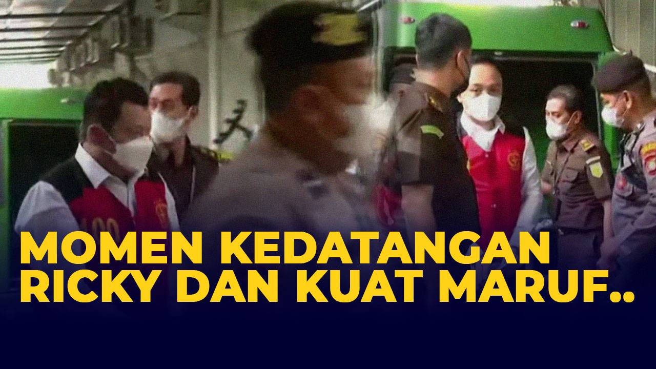 Ricky Rizal dan Kuat Maruf Tiba di PN Jaksel Jelang Sidang Pemeriksaan ...
