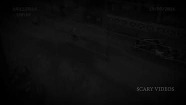 Penampakan Hantu Menyeberang Jalan Terekam CCTV