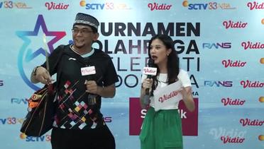 Melawan Ricky Harun, Ustaz Subki Menggunakan Raket Pemberian Pemain Timnas Indonesia - Eksklusif Keseruan NonStop Turnamen Olahraga Selebriti Indonesia Bersama Cat Dinding Supersilk Anti Noda