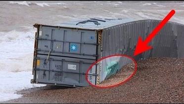 geger ada kontainer terdampar di pantai, ketika dibuka mengejutkan | WAJIB NONTON