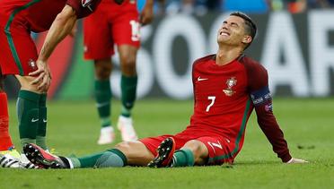 Alami Cedera, Ronaldo Menangis saat Ditandu Keluar Lapangan