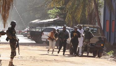 News Flash: Kelompok Bersenjata Sandera 170 Orang di Sebuah Hotel di Mali