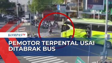 Pemotor Terpental Usai Tertabrak Bus yang Nekat Terobos Lampu Merah!