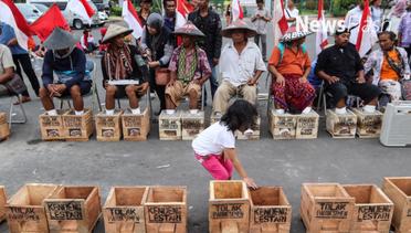 NEWS FLASH: Petani Kendeng Peserta Aksi Semen Kaki Wafat, Ini tanggapan Istana