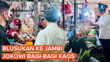 Jokowi Bagi-bagi Kaos Saat Blusukan di Jambi