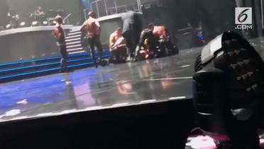 Seorang Pria Berusaha Mendekati Britney Spears Ketika Konser