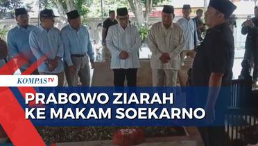 Ratusan Relawan Sambut Kedatangan Prabowo saat Ziarah ke Makam Soekarno di Blitar