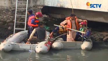 2 Perahu Karet Diturunkan Petugas BKSDA DKI untuk Tangkap Buaya di Kali Grogol - Liputan6 Siang