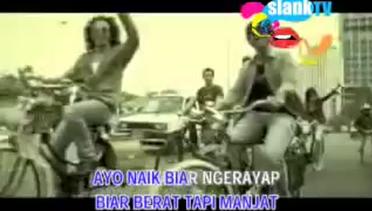 Slank - Alon Alon Asal Kelakon (Official Music Video)