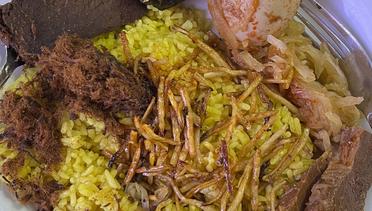 Nasi Kuning Riburane Makassar